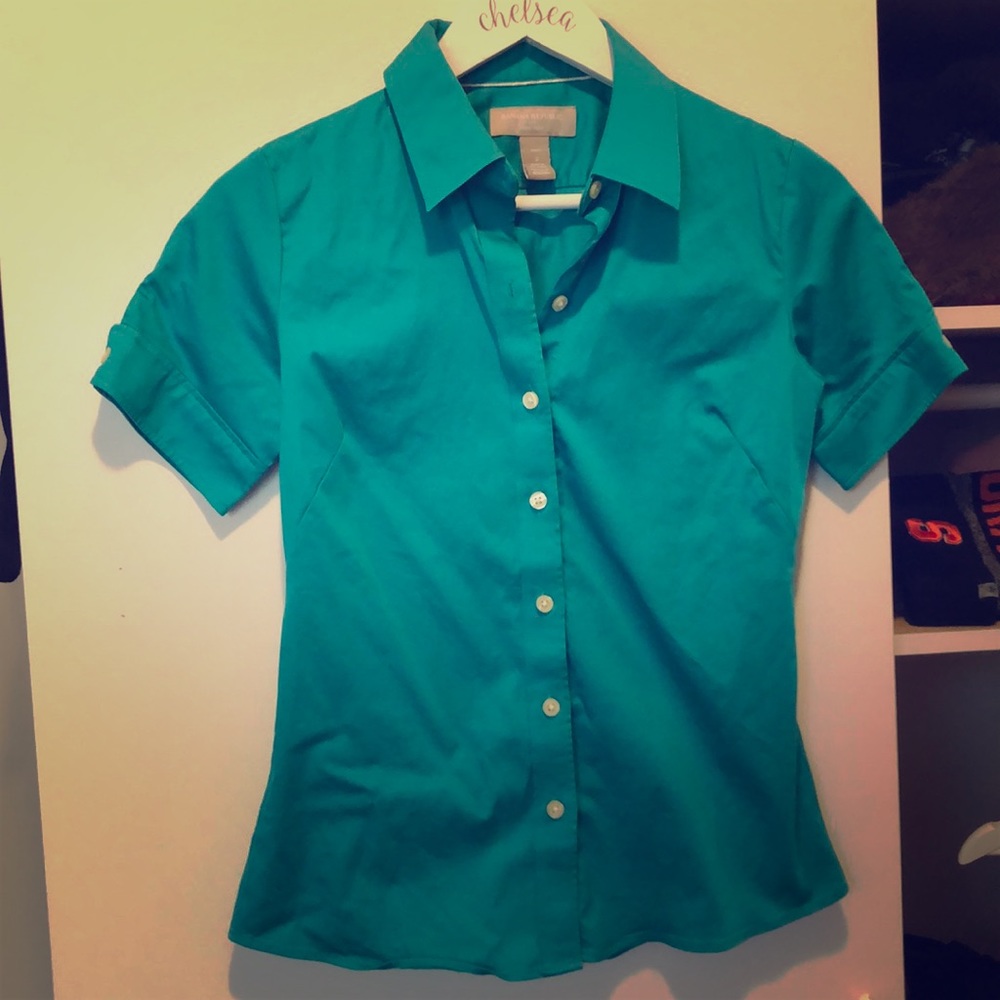 Banana Republic - Short Sleeve Dress Shirt